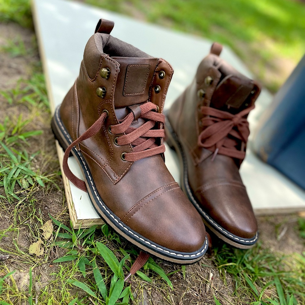 GoodFellow mens 7 leather boots NEVER WORN